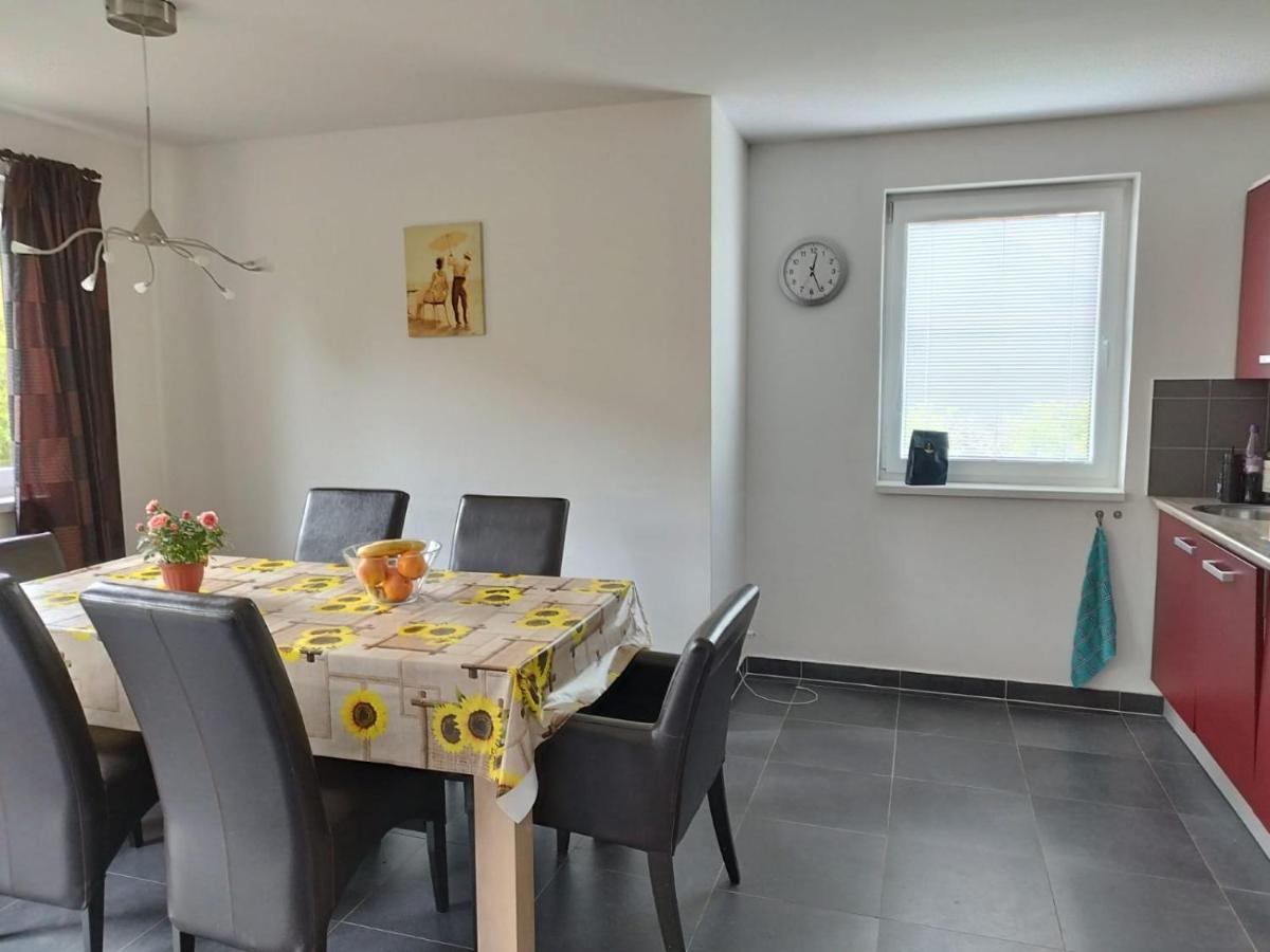 Villapark Lipno Dreams - Pet Friendly Lipno nad Vltavou Luaran gambar